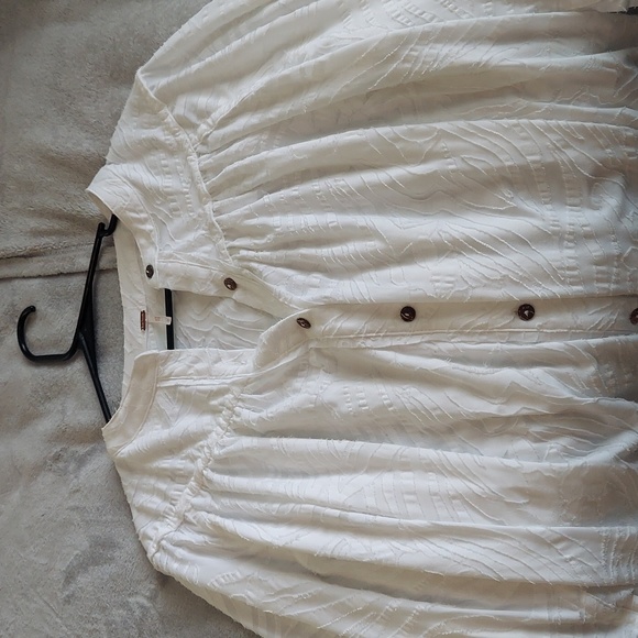 Tunic - Picture 4 of 5